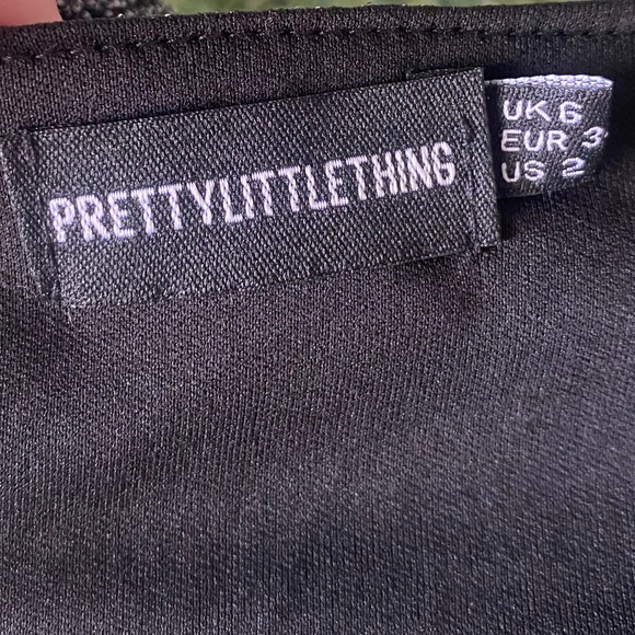 PrettyLittleThings Silver Glitter Halterneck Top - Picture 4 of 6